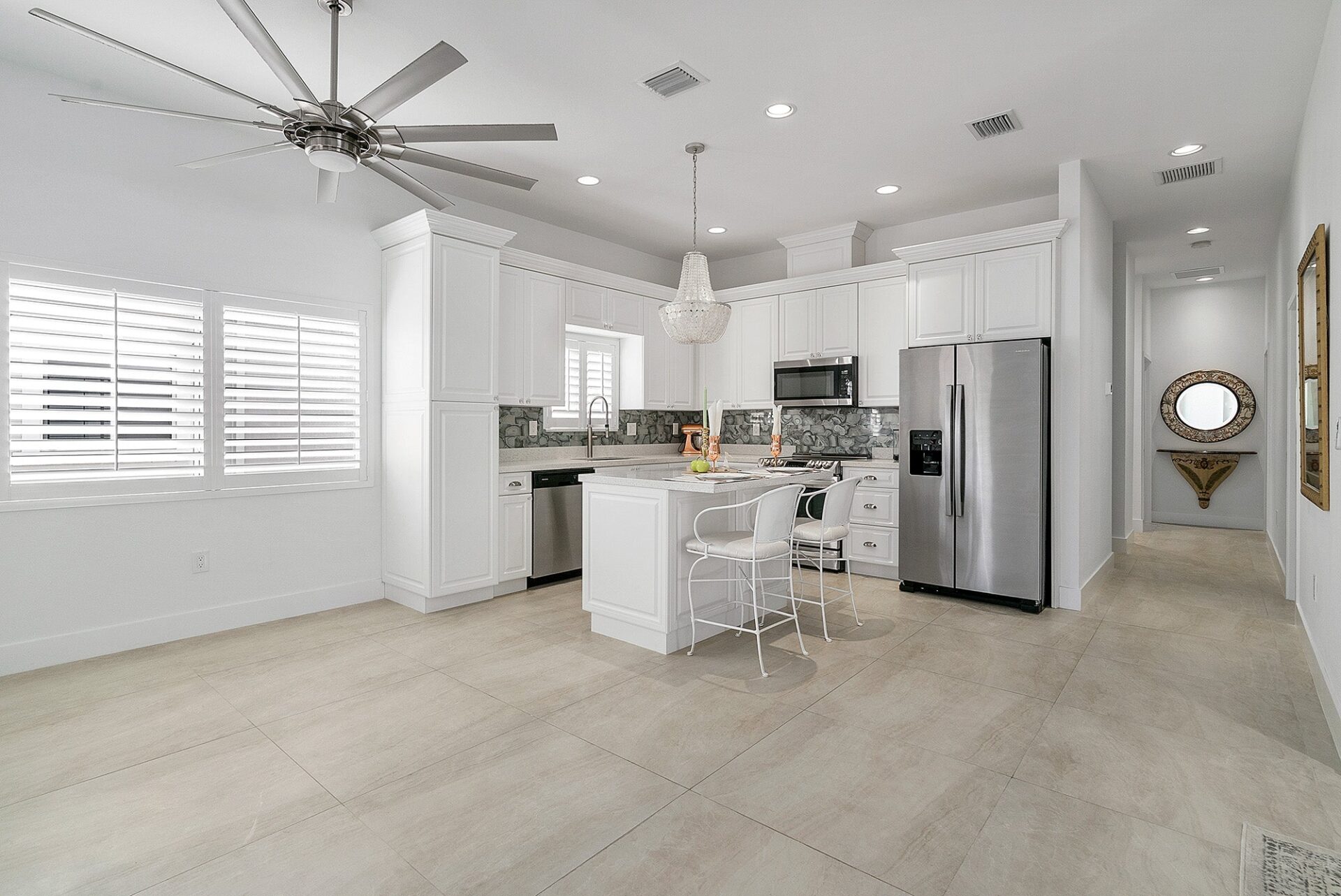 Ceramic tile flooring in a Tri-Cities home from Murley's Floor Covering